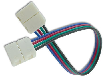 China Cor do conector da tira do diodo emissor de luz do fio de Solderless multi customizável algum ângulo fornecedor